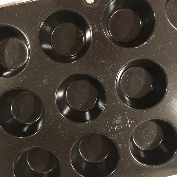 Mini Muffin Tins - Set of 2 - Picture 2 of 3